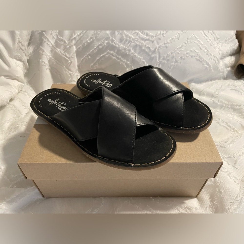 Clarks size 5 sandals
